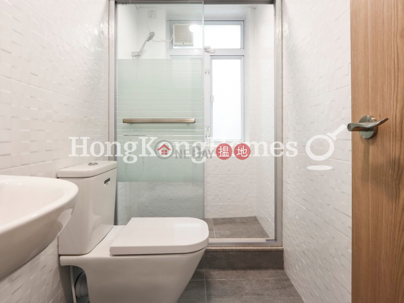 Property Search Hong Kong | OneDay | Residential Rental Listings | 3 Bedroom Family Unit for Rent at 94A Pok Fu Lam Road