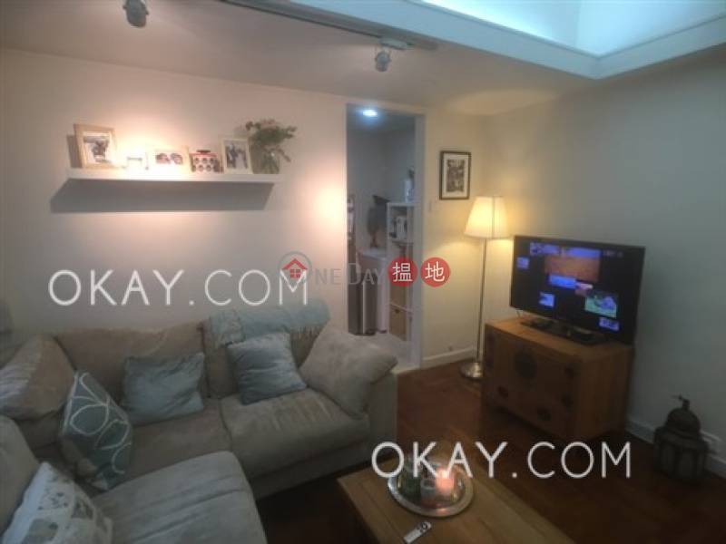 H & S Building | Middle, Residential Rental Listings, HK$ 25,000/ month