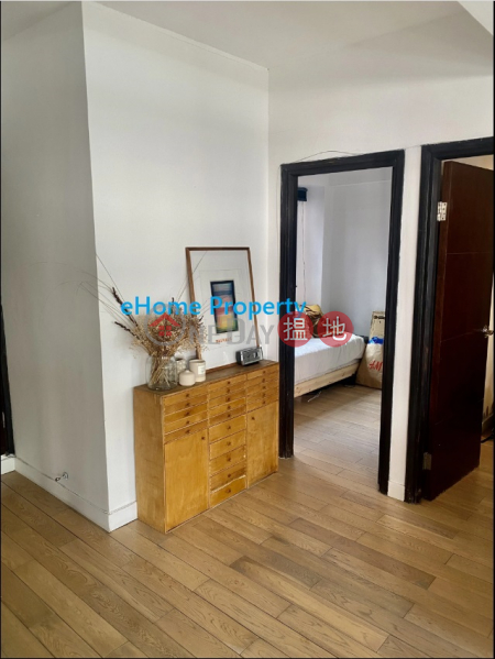 Private Roof, bright and convenient location | 18 Shelley Street 些利街18號 Rental Listings