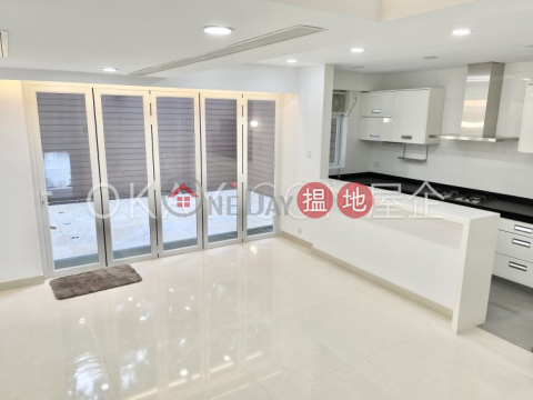 Exquisite house with parking | For Sale, Las Pinadas 松濤苑 | Sai Kung (OKAY-S285888)_0