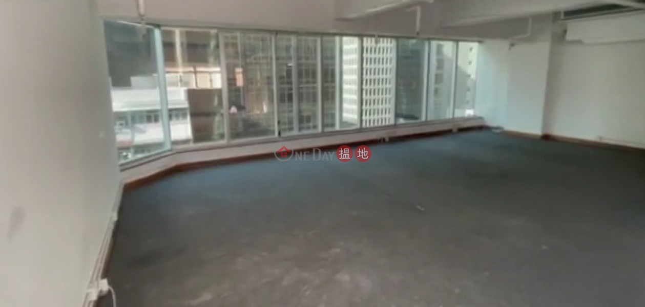 HK$ 29,000/ month Kiu Fu Commercial Building, Wan Chai District, TEL: 98755238