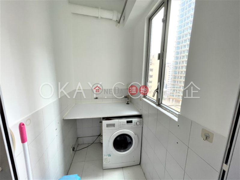 HK$ 11.88M, The Rednaxela | Western District, Elegant 3 bedroom in Mid-levels West | For Sale