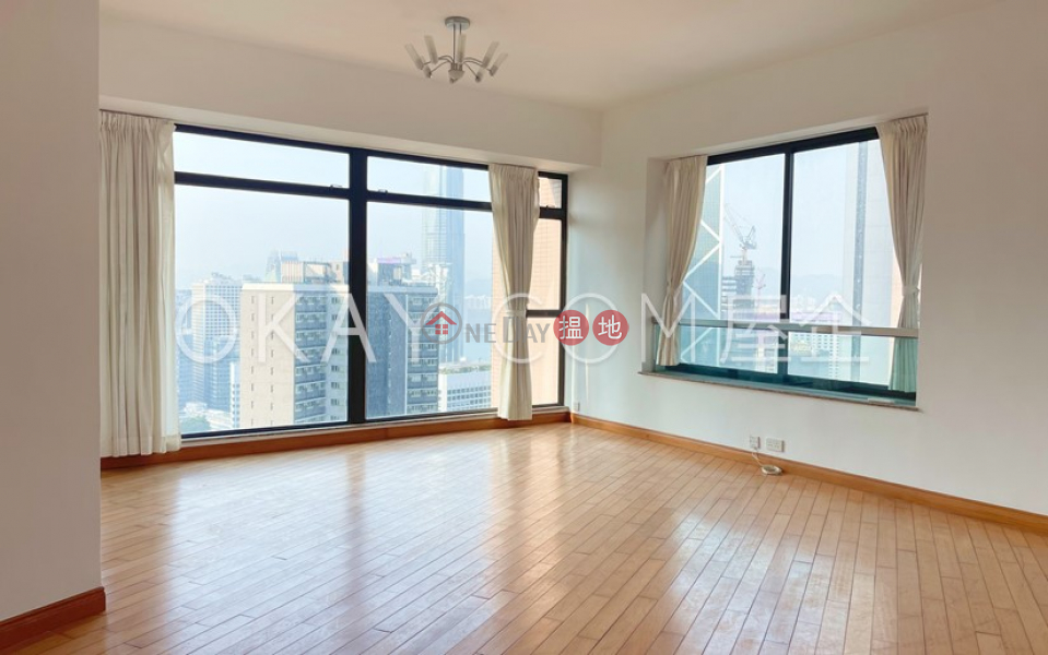 Stylish 3 bedroom in Mid-levels Central | For Sale | Fairlane Tower 寶雲山莊 Sales Listings