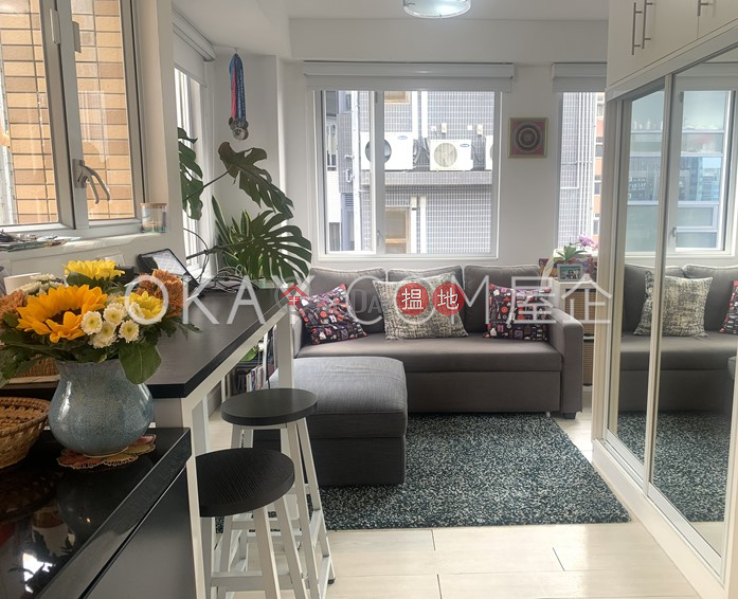 Generous 1 bedroom on high floor with rooftop & terrace | Rental | Wing Cheung Building 永祥大廈 Rental Listings
