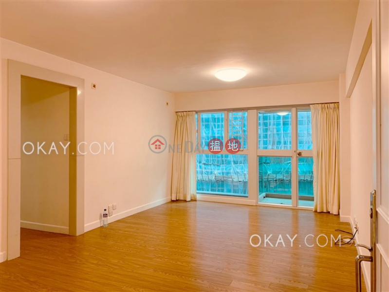Stylish 3 bedroom with balcony & parking | Rental | Flora Garden 富麗園 Rental Listings