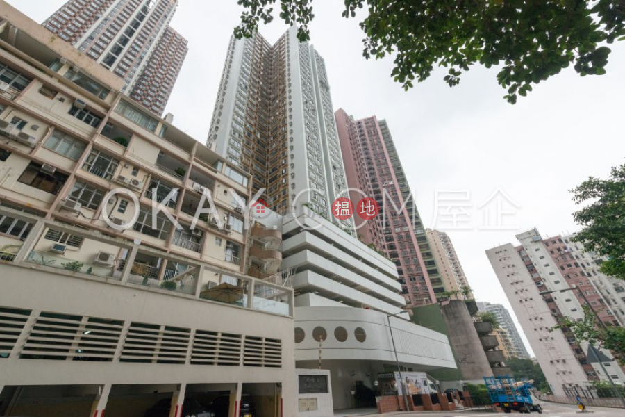Gorgeous 3 bed on high floor with sea views & parking | For Sale | Excelsior Court 輝鴻閣 Sales Listings