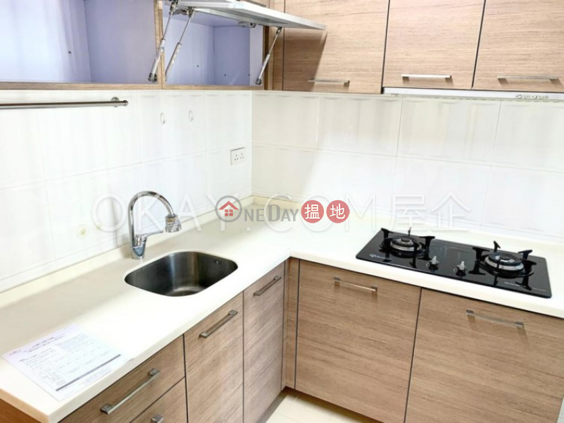 Property Search Hong Kong | OneDay | Residential | Sales Listings, Luxurious 2 bedroom in Quarry Bay | For Sale