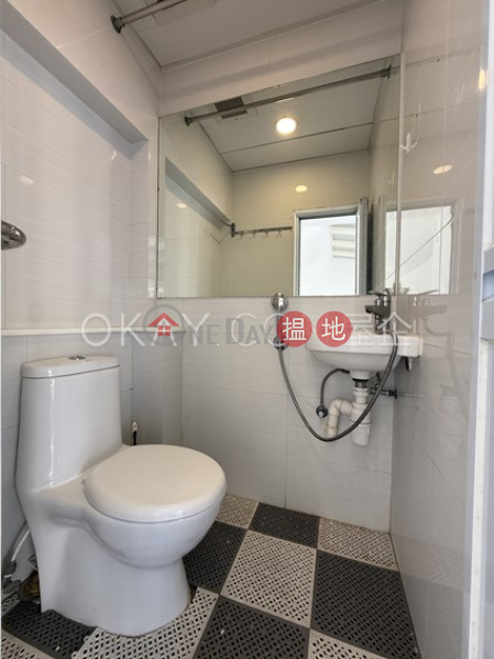 HK$ 32,000/ month | Razor Park Sai Kung Stylish 3 bedroom with terrace & parking | Rental