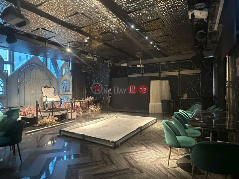 V-POINT|低層商舖-出租樓盤HK$ 220,000/ 月