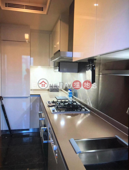 Property Search Hong Kong | OneDay | Residential | Sales Listings | 3 Bedroom Family Flat for Sale in Jordan