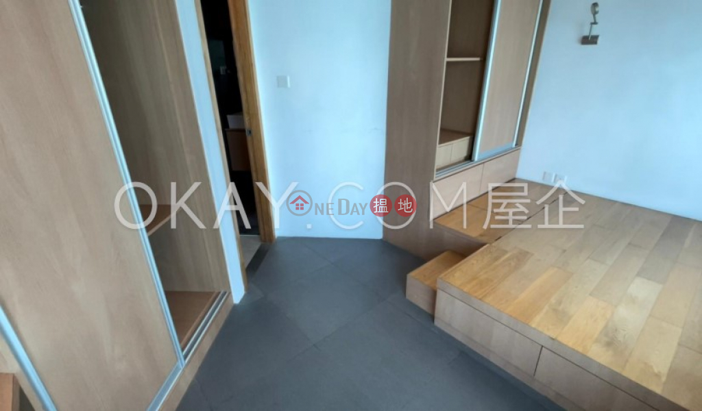 HK$ 14.5M, Manhattan Heights, Western District Elegant 1 bedroom on high floor with sea views | For Sale