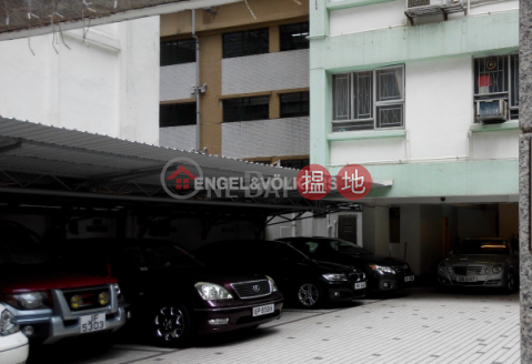 3 Bedroom Family Flat for Rent in Happy Valley | La Vogue Court 利華閣 _0