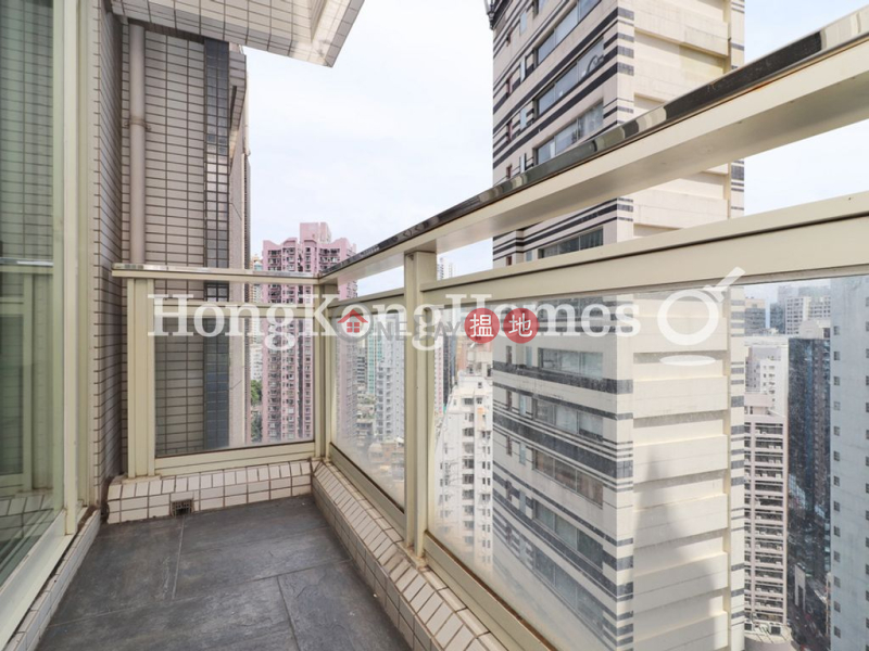 2 Bedroom Unit at Centrestage | For Sale 108 Hollywood Road | Central District, Hong Kong, Sales, HK$ 9M