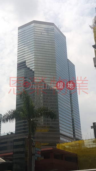 HK$ 67,120/ month Convention Plaza Wan Chai District, TEL: 98755238