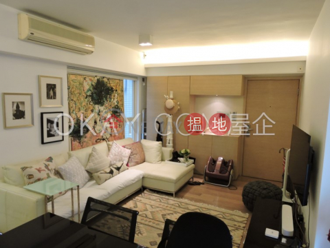 Gorgeous 2 bedroom on high floor with balcony | For Sale | Centrestage 聚賢居 _0
