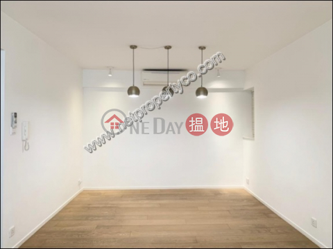A designer decorated apartment, Blessings Garden 殷樺花園 | Western District (A031109)_0