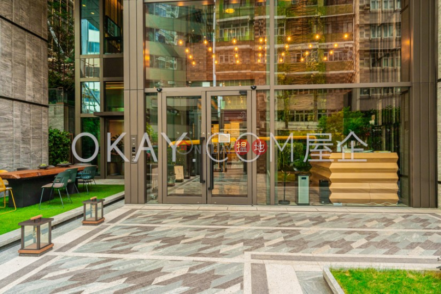 HK$ 25,500/ month Townplace Soho | Western District Generous 1 bedroom with balcony | Rental