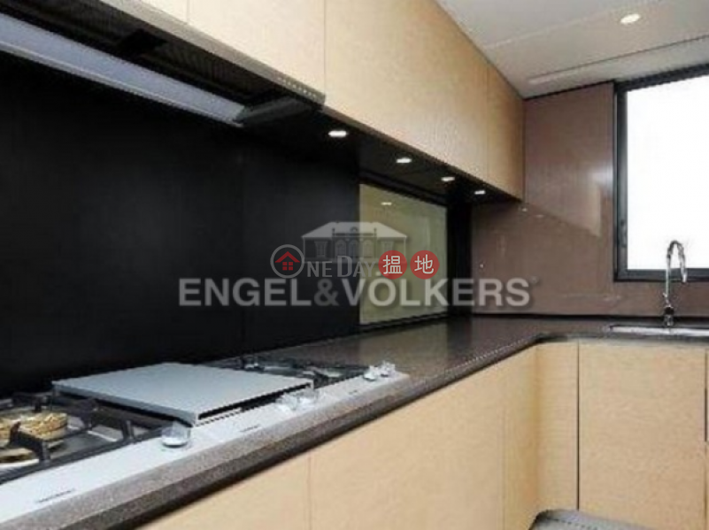 3 Bedroom Family Flat for Sale in Mid Levels West | Arezzo 瀚然 Sales Listings