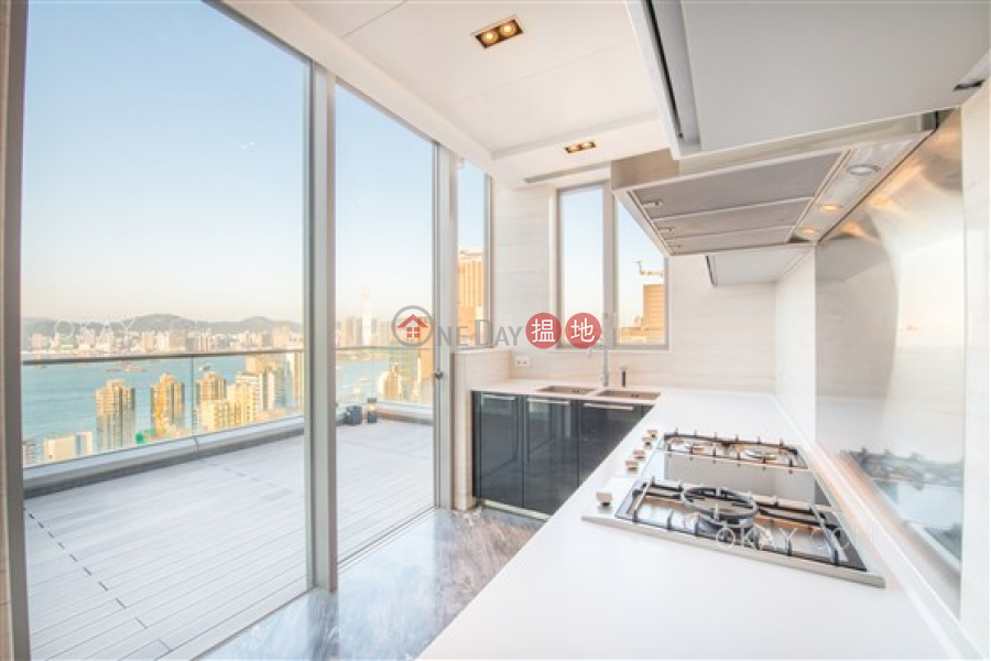 HK$ 150,000/ month The Summa, Western District, Beautiful penthouse with harbour views, terrace | Rental