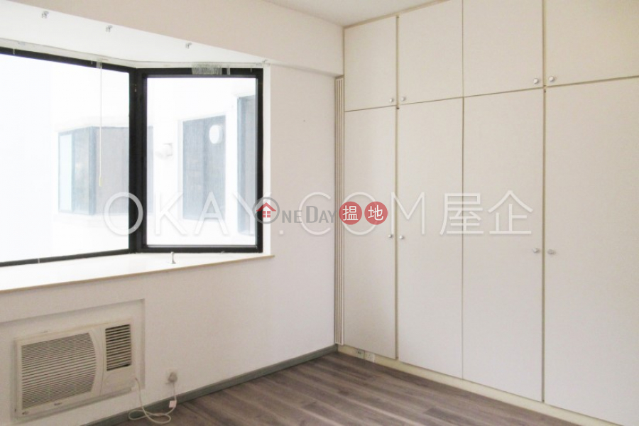 Beautiful 3 bedroom with balcony & parking | For Sale | South Bay Towers 南灣大廈 Sales Listings