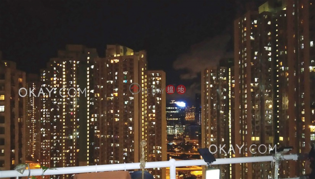 Nicely kept 3 bedroom on high floor with balcony | For Sale | Shiu (Siu) King Building 兆景大樓 Sales Listings