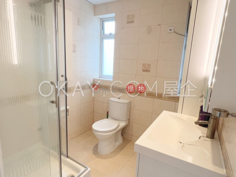 Intimate 3 bed on high floor with sea views & balcony | For Sale, 1 Discovery Bay Road | Lantau Island, Hong Kong Sales, HK$ 9.35M