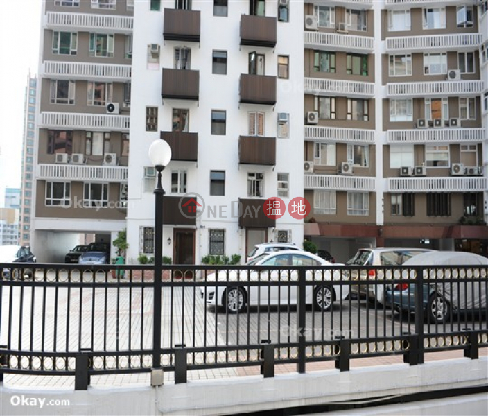 Beautiful 4 bedroom with balcony & parking | For Sale | Hanking Court 恆景園 Sales Listings