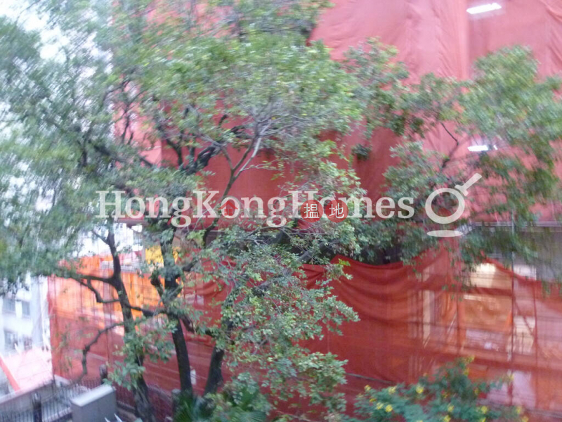 Property Search Hong Kong | OneDay | Residential | Sales Listings | 3 Bedroom Family Unit at Tak Mansion | For Sale