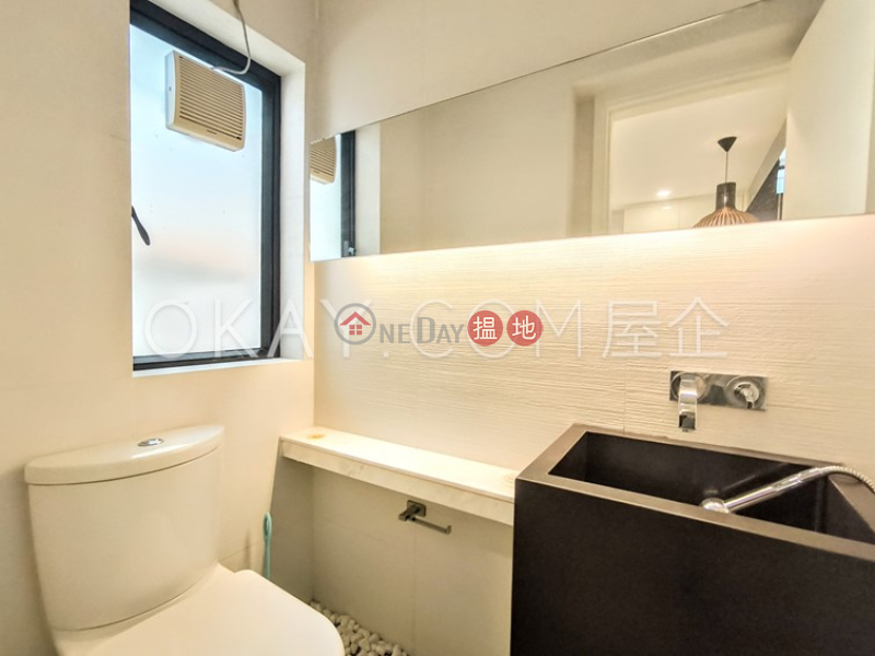 HK$ 27M | Peace Court, Western District Lovely 3 bedroom with parking | For Sale