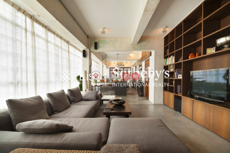 Property for Rent at 62 Staunton Street with 2 Bedrooms | 62 Staunton Street 士丹頓街62號 Rental Listings