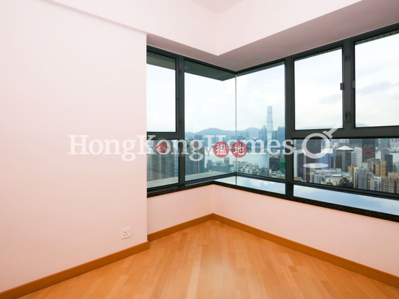 3 Bedroom Family Unit for Rent at 80 Robinson Road | 80 Robinson Road 羅便臣道80號 Rental Listings