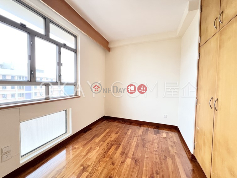 HK$ 63,800/ month 111 Mount Butler Road Block C-D Wan Chai District Luxurious 3 bedroom on high floor with parking | Rental