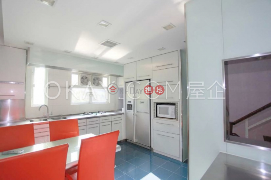 Elegant house with rooftop & parking | For Sale | House 22 Villa Royale 御花園 洋房 22 Sales Listings