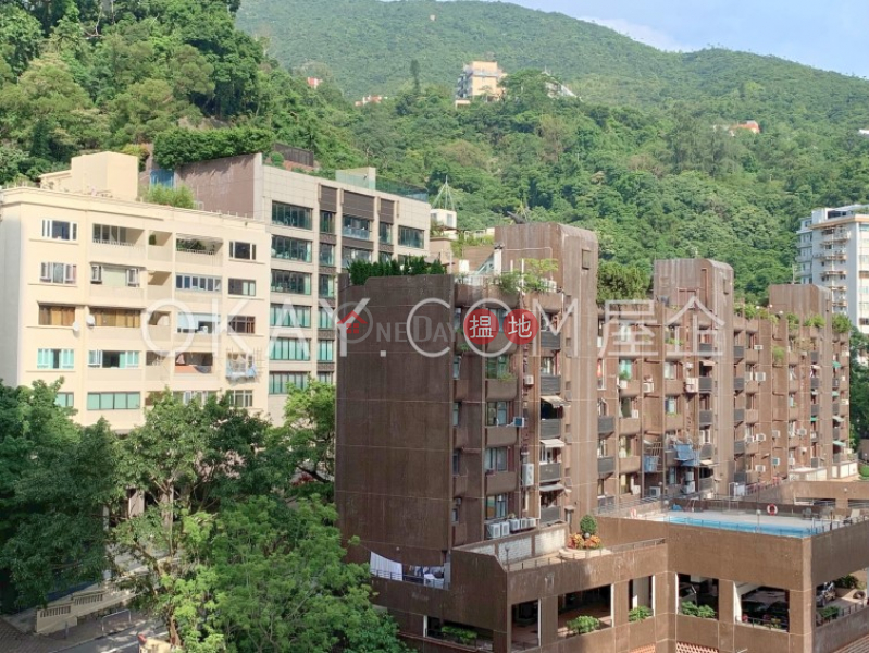 Intimate 1 bedroom with balcony | For Sale | Regent Hill 壹鑾 Sales Listings