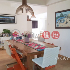 Luxurious 5 bed on high floor with rooftop & parking | For Sale | Y. Y. Mansions block A-D 裕仁大廈A-D座 _0