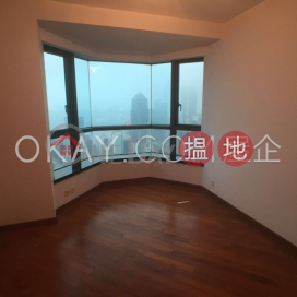 Luxurious 3 bed on high floor with harbour views | Rental