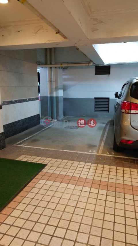 Mid Levels Car Park, Skyline Mansion 年豐園 | Western District (CRM11-6671221886)_0