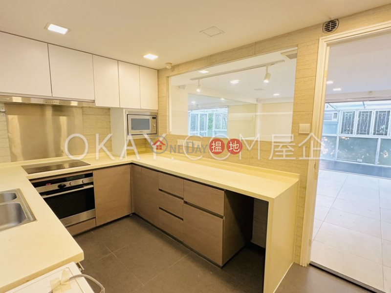 HK$ 39,500/ 月|白石臺西貢5房3廁,連車位,露台,獨立屋《白石臺出租單位》