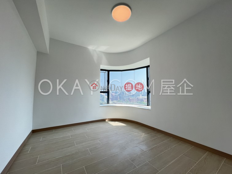 Lovely 3 bedroom with parking | Rental, Tower 3 Carmen\'s Garden 嘉文花園3座 Rental Listings | Yau Tsim Mong (OKAY-R12005)