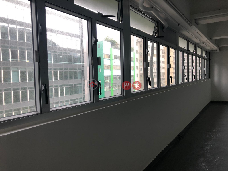 WONG CHUK HANG INDUSTRIAL BLDG FOR RENT49黃竹坑道 | 南區香港-出租-HK$ 35,000/ 月