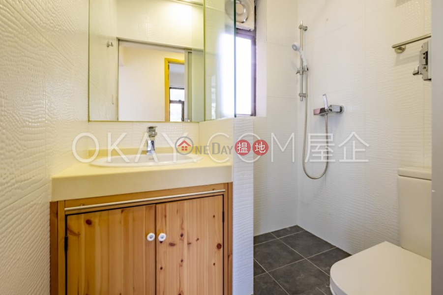 Stylish 2 bedroom in Tai Hang | For Sale, Gold King Mansion 高景大廈 Sales Listings | Wan Chai District (OKAY-S130429)