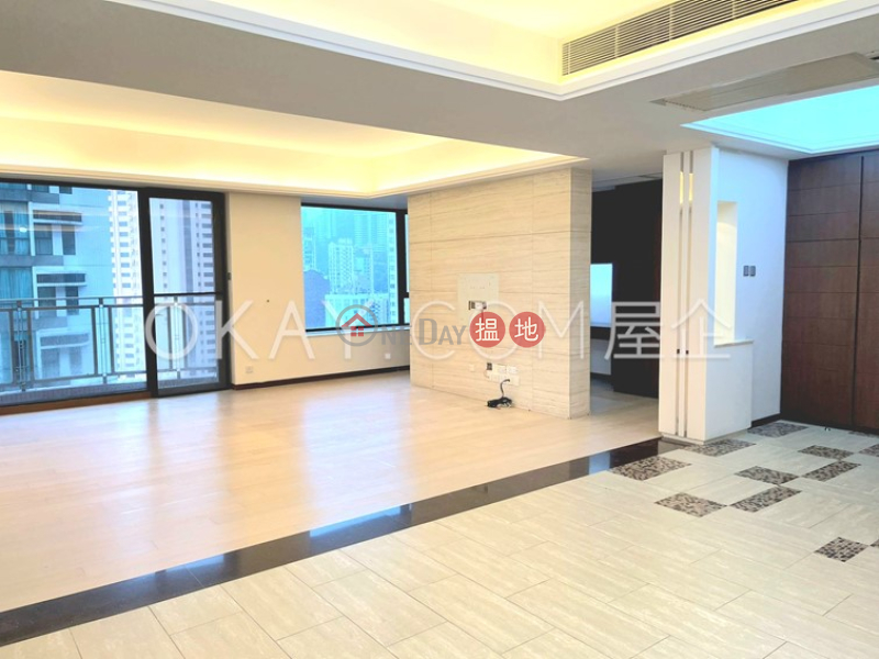 Lovely 3 bedroom with balcony & parking | Rental | Regal Crest 薈萃苑 Rental Listings