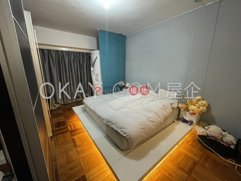 HK$ 68,000/ month | Woodland Garden Central District | Gorgeous 3 bedroom with terrace & parking | Rental
