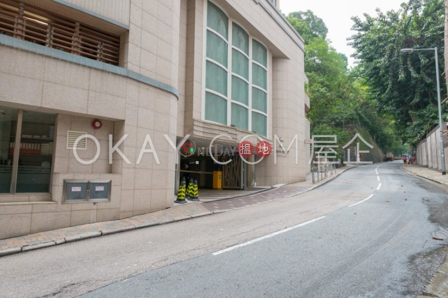 Property Search Hong Kong | OneDay | Residential, Sales Listings | Luxurious 3 bedroom with parking | For Sale