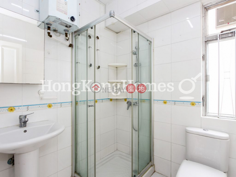 3 Bedroom Family Unit for Rent at Art Building, 36-40 Robinson Road | Western District | Hong Kong, Rental | HK$ 22,900/ month