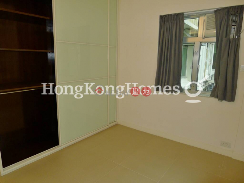 Property Search Hong Kong | OneDay | Residential | Rental Listings 3 Bedroom Family Unit for Rent at Blue Pool Mansion