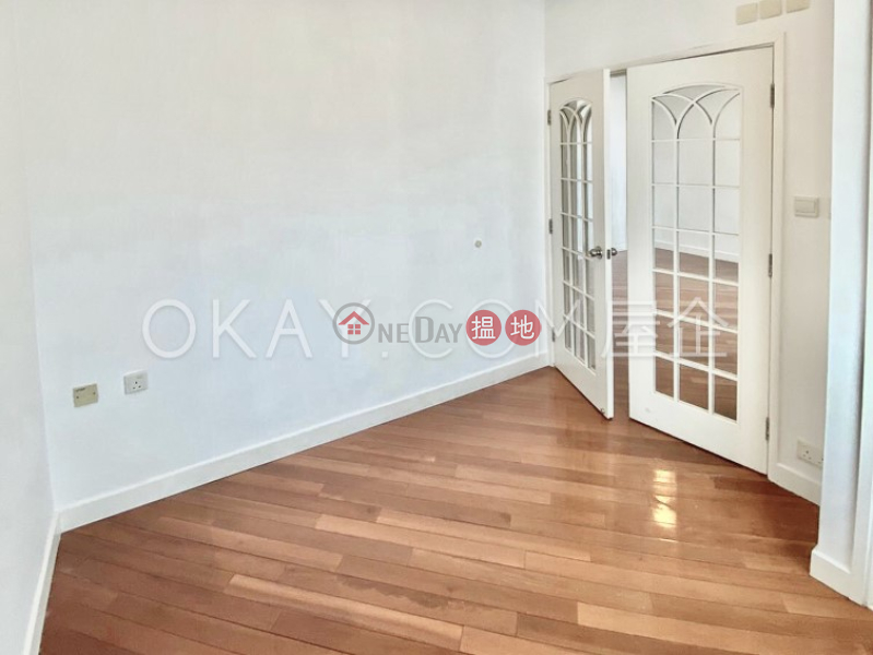 Lovely 2 bedroom on high floor | For Sale | Tower 3 37 Repulse Bay Road 淺水灣道 37 號 3座 Sales Listings
