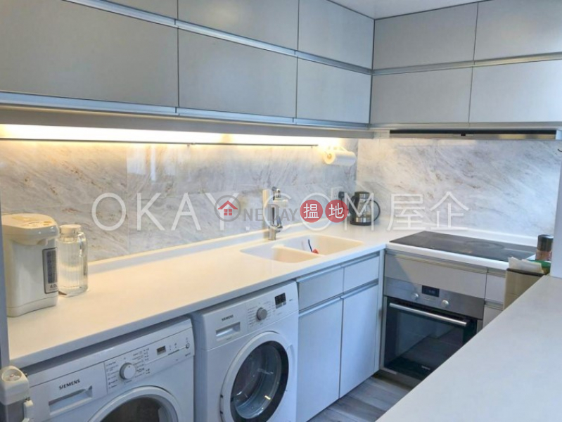 Property Search Hong Kong | OneDay | Residential, Sales Listings | Luxurious 2 bed on high floor with harbour views | For Sale