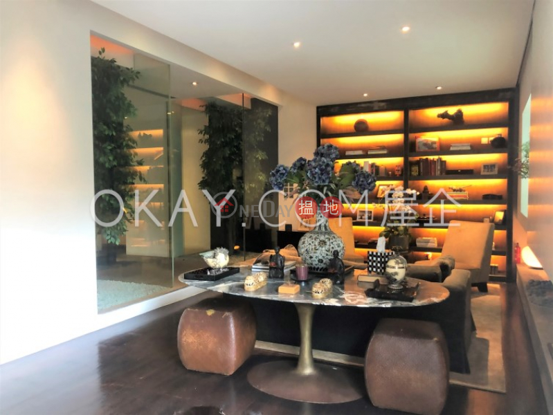HK$ 92M | Bisney View Western District Gorgeous house with sea views, terrace & balcony | For Sale