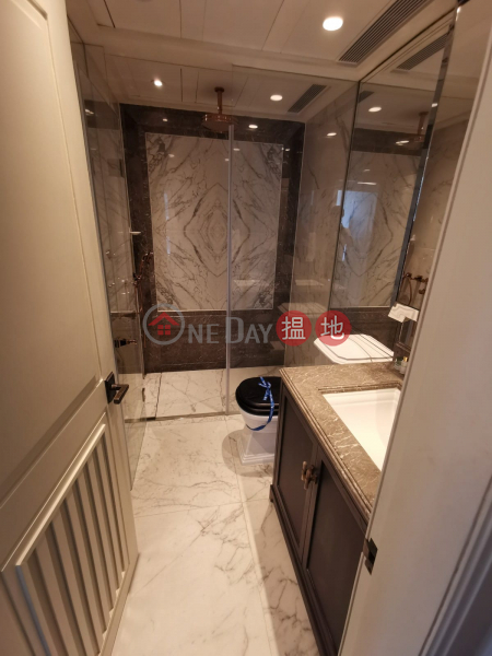 decent Penthouse, 3 bedrooms with rooftop in midlevels, 1 Castle Road | Western District Hong Kong | Rental HK$ 108,000/ month